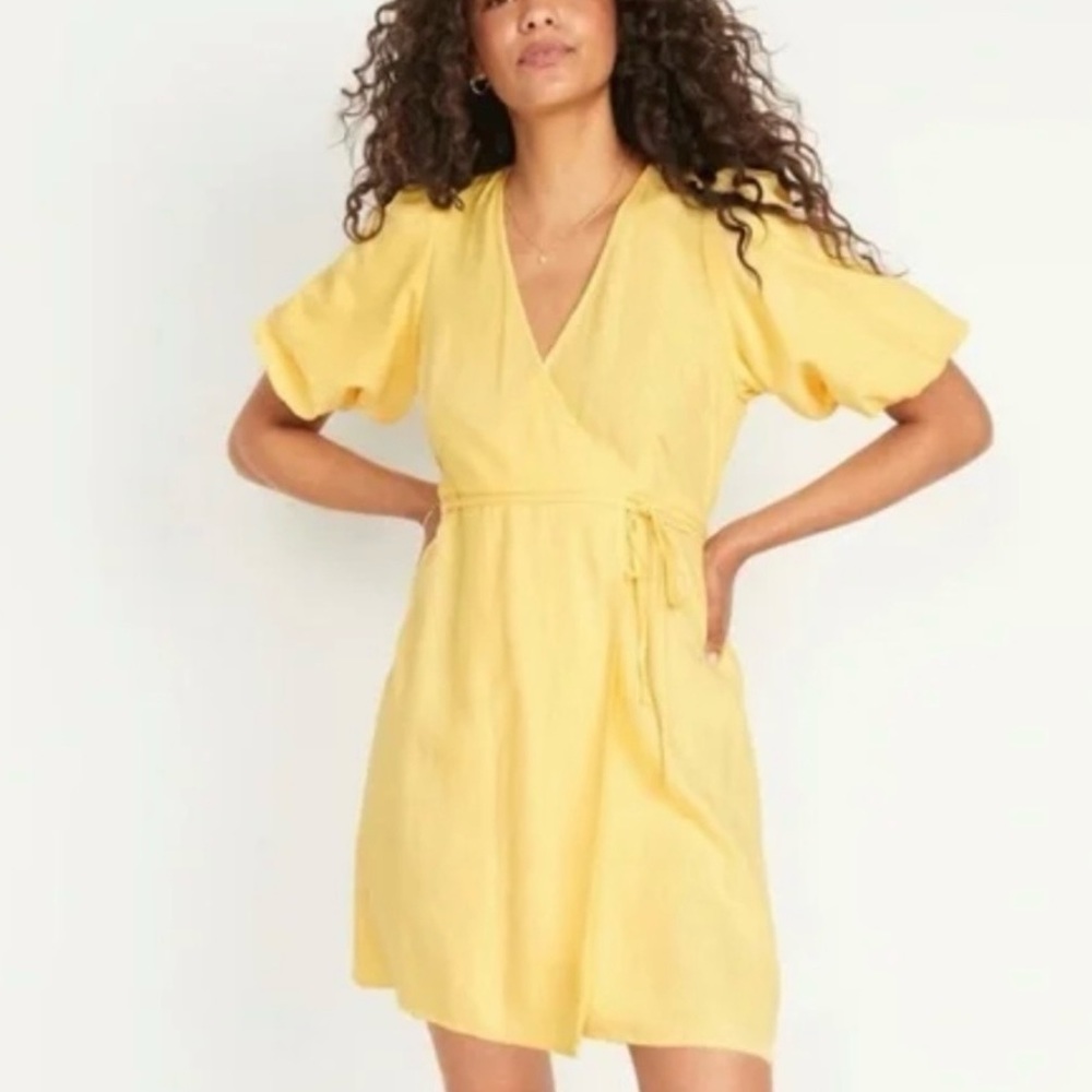Xl Old Navy yellow wrap dress